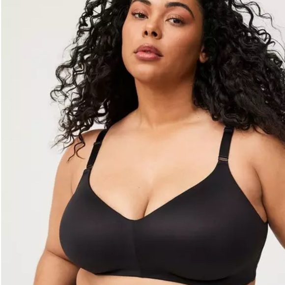 Elegant Black Wireless Bra 44DD - Picture 1 of 10